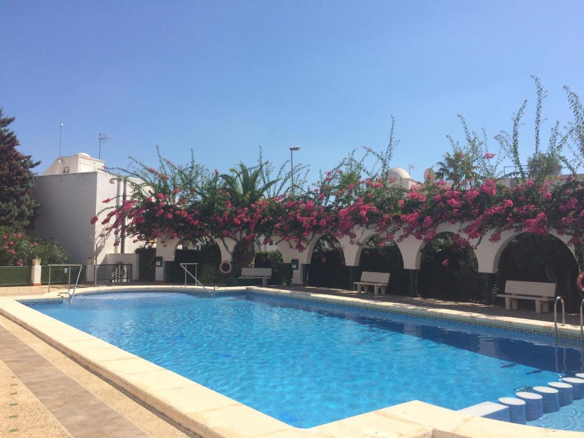 Puerto De Mazarron Large House With Roof Terrace & Sea Views-5 Guests Have 3 Bedrooms & 1 To 4 Guests Have 2 Bedrooms Exterior photo