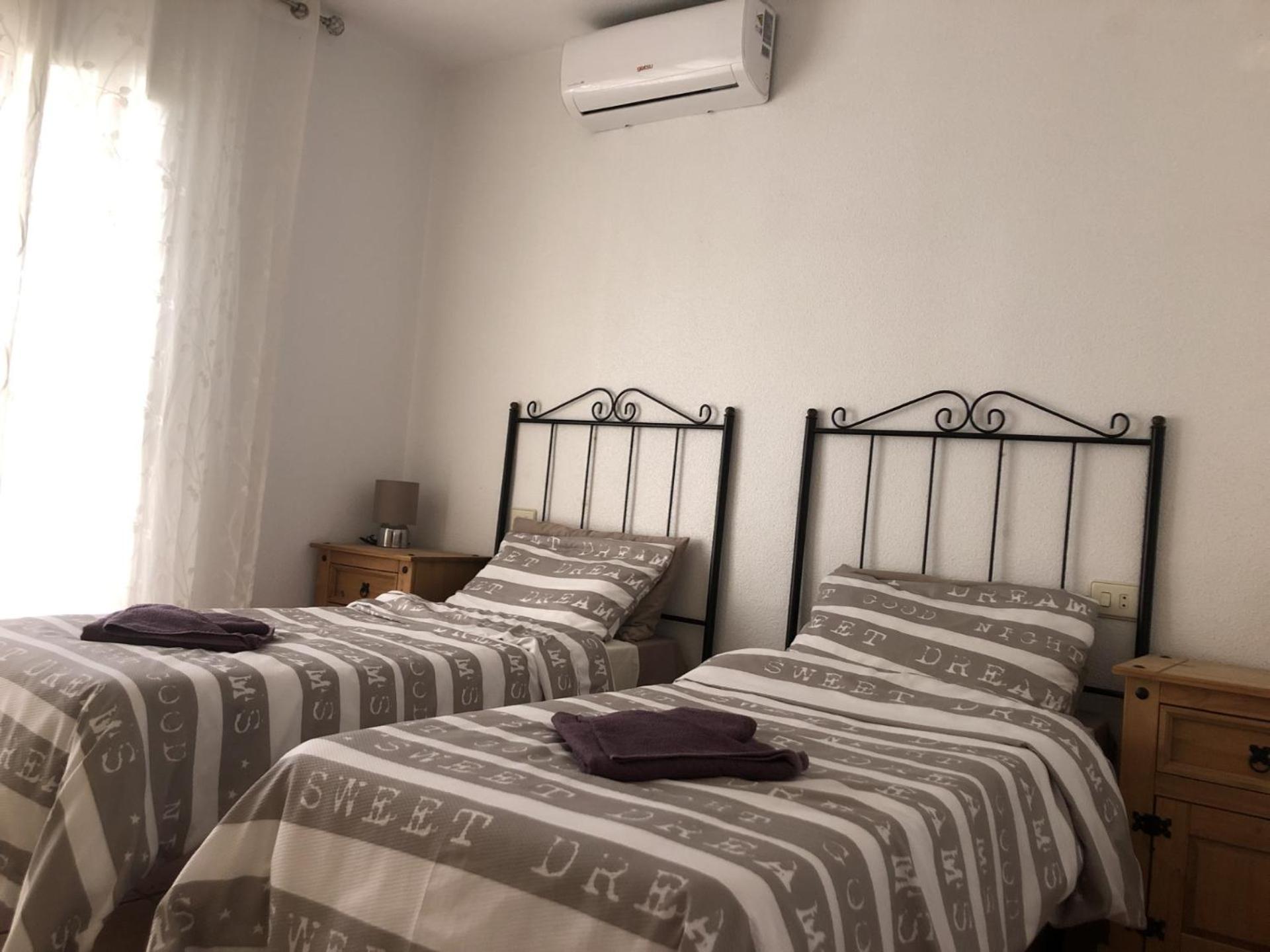 Puerto De Mazarron Large House With Roof Terrace & Sea Views-5 Guests Have 3 Bedrooms & 1 To 4 Guests Have 2 Bedrooms Exterior photo