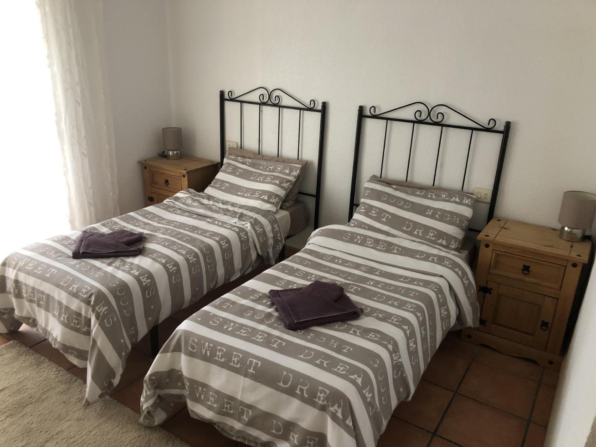 Puerto De Mazarron Large House With Roof Terrace & Sea Views-5 Guests Have 3 Bedrooms & 1 To 4 Guests Have 2 Bedrooms Exterior photo